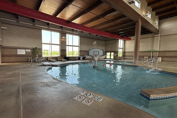 Pool 18 of 64