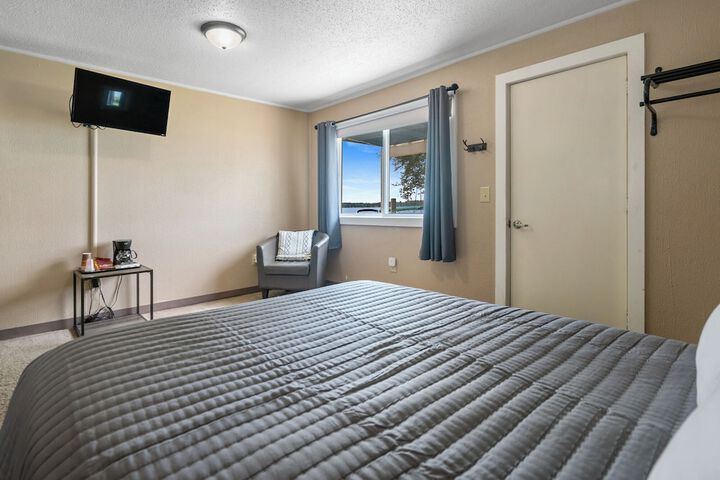 Room 71 of 154