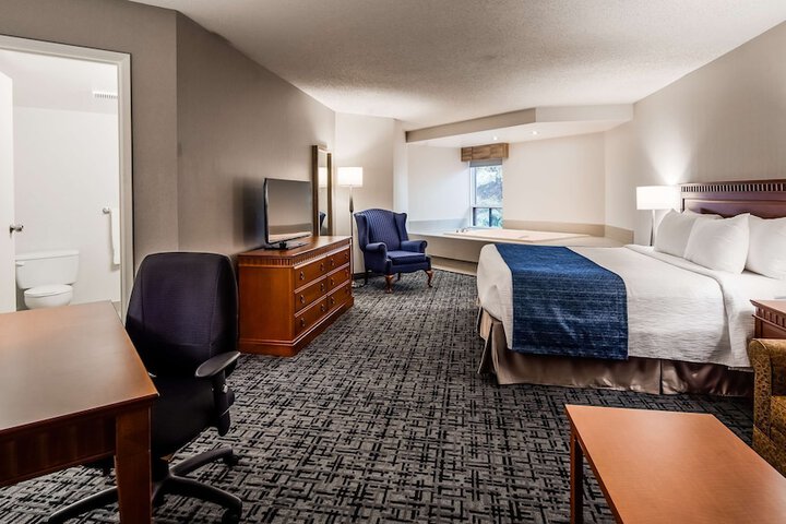 Room 12 of 23