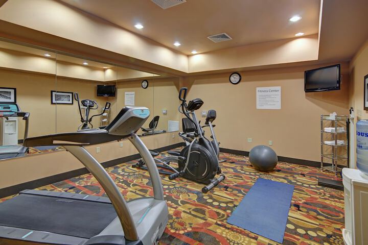 Holiday Inn Express & Suites Altus by IHG