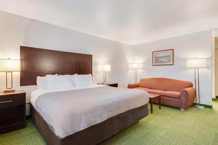 Quality Inn Belgrade - Bozeman Yellowstone Airport