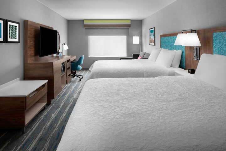 Hampton Inn & Suites by Hilton Long Island Farmingdale