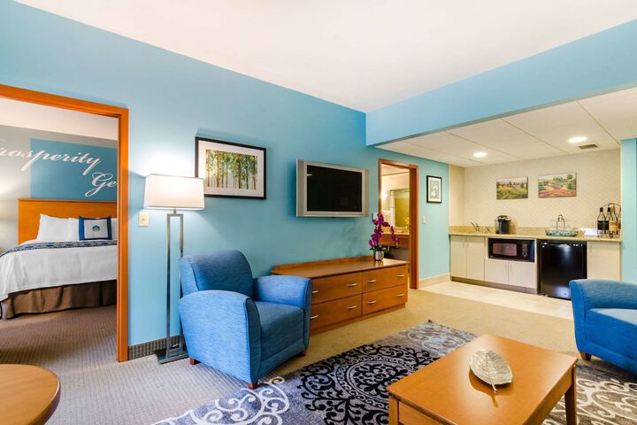 Room 40 of 82