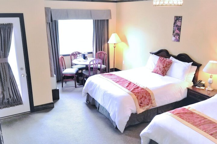 Room 12 of 23