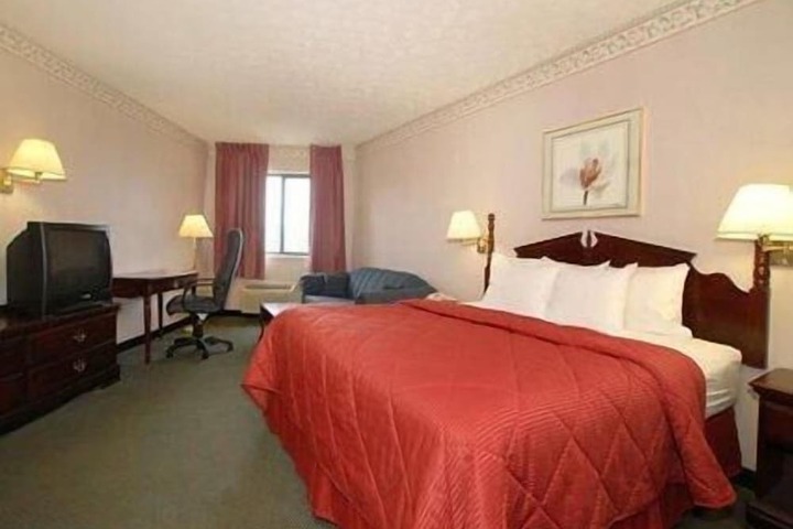 Quality Inn Elyria