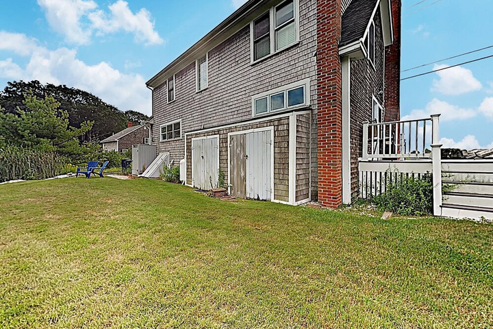 New Listing! Curtis House on the Cove 3 Bedroom Cottage
