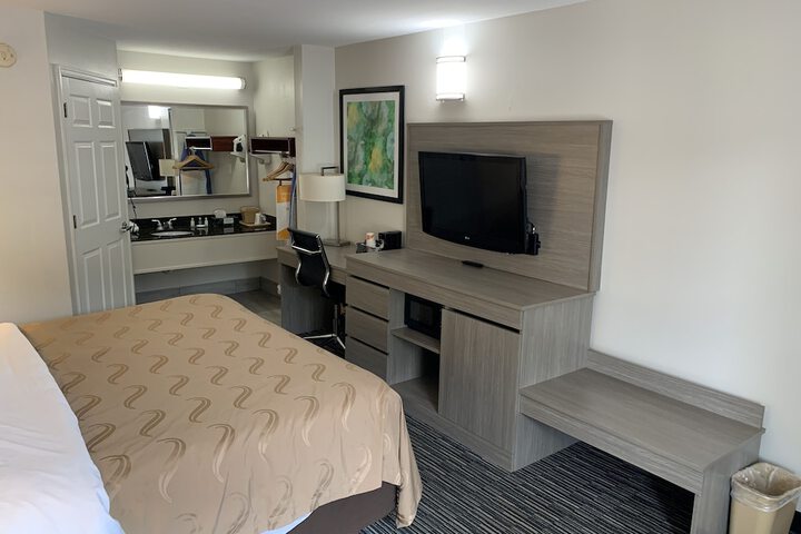 Room 22 of 58