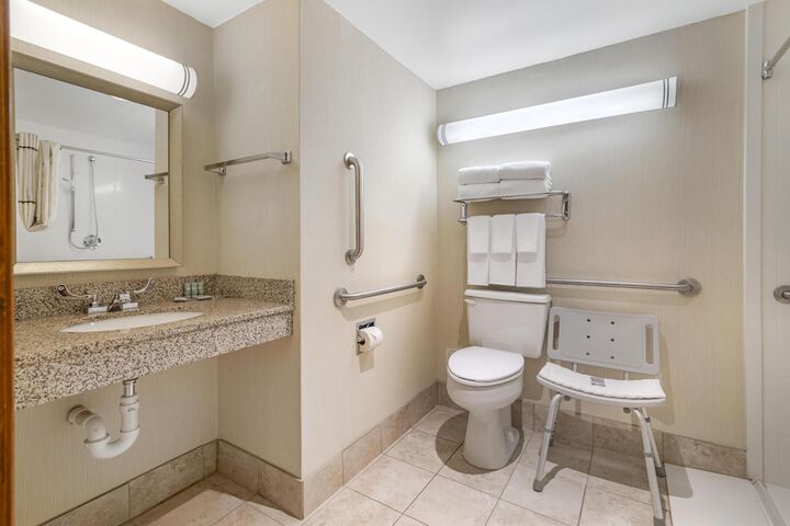 Best Western Royal Plaza Hotel & Trade Center