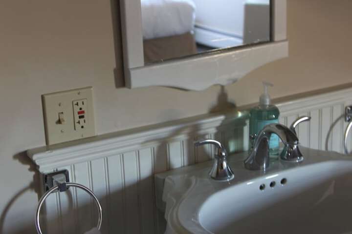 Room 50 of 163