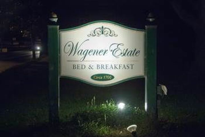 Wagener Estate Bed & Breakfast