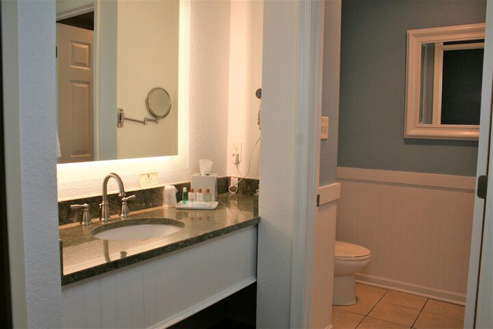 The Avenue Inn and Spa