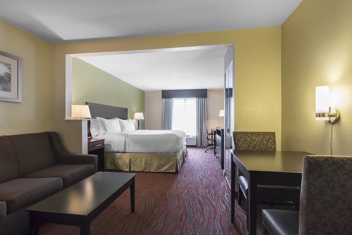 Room 15 of 42