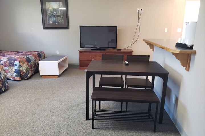 Room 8 of 23