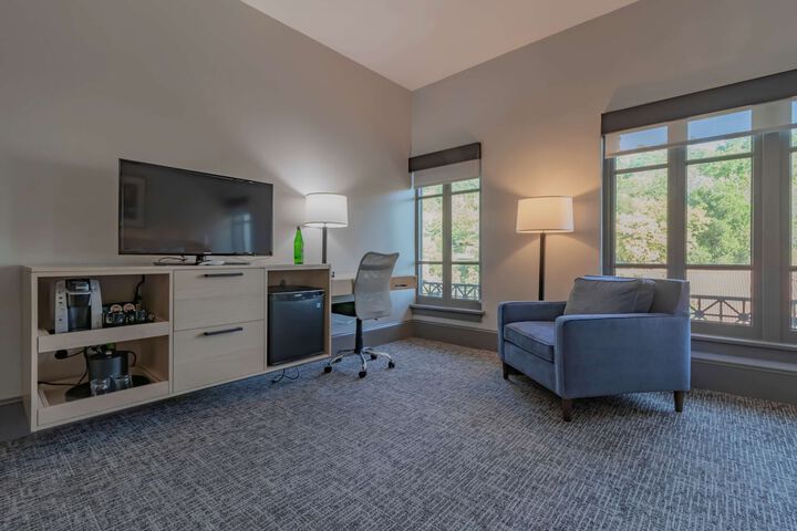 Room 47 of 68