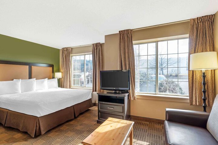 Room 20 of 28