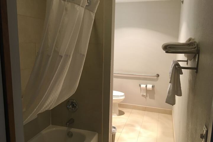 Room 15 of 19