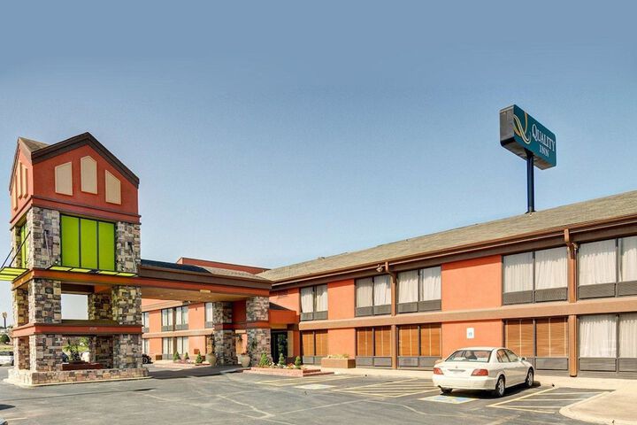 Hotel 3 of 31