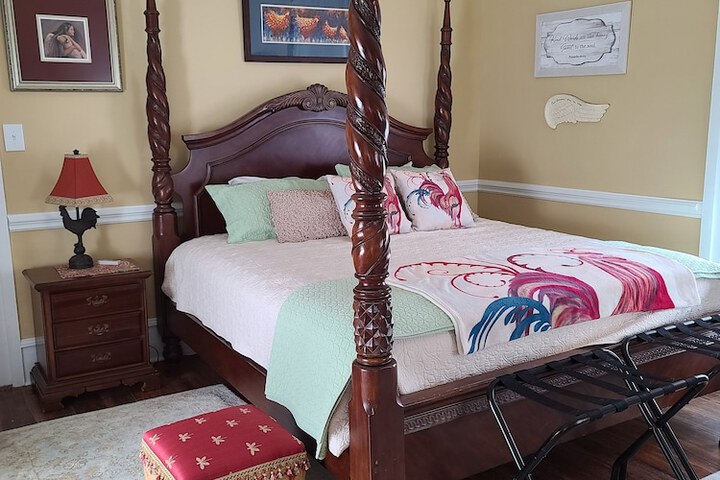 Room 15 of 31