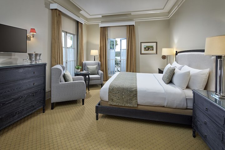 Room 40 of 60