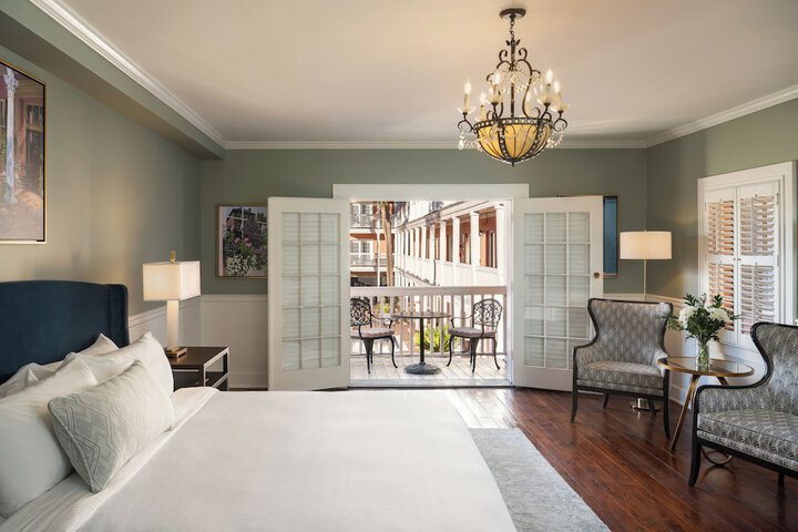 Room 14 of 19