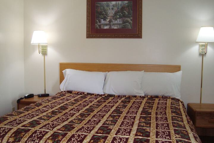 Room 15 of 44