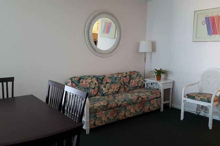 Room 22 of 33