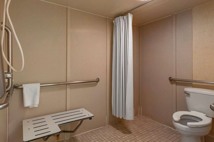 Room 20 of 45