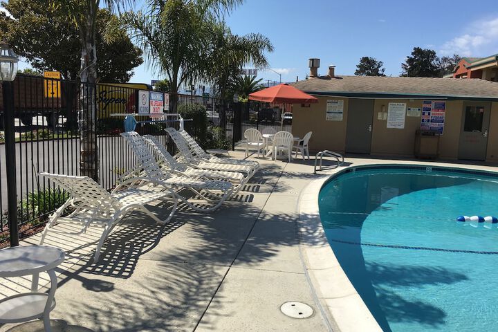 Pool 8 of 45