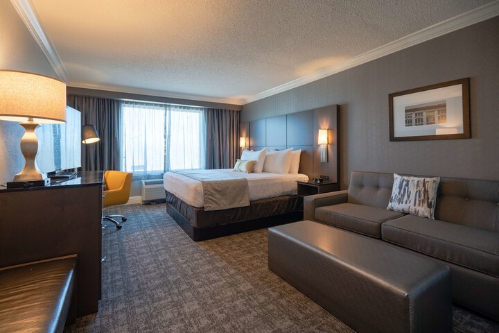 Room 18 of 46