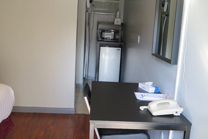 Room 19 of 25