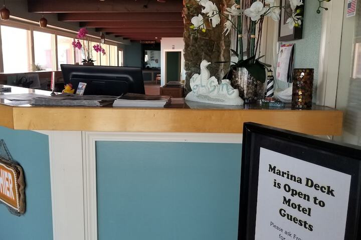 Islander Westport