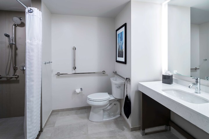 Hyatt House Tempe / Phoenix/University