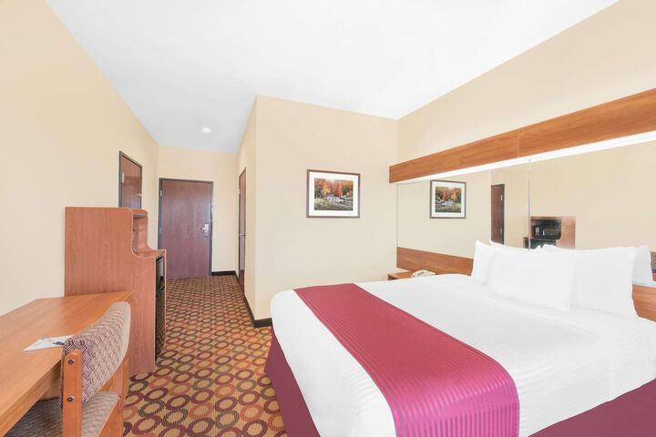 Room 20 of 25