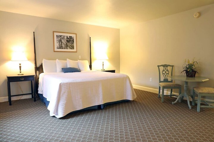 Room 36 of 70