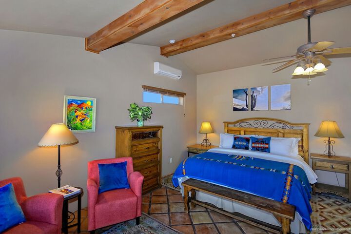 Room 33 of 51