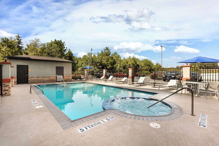 Pool 3 of 28