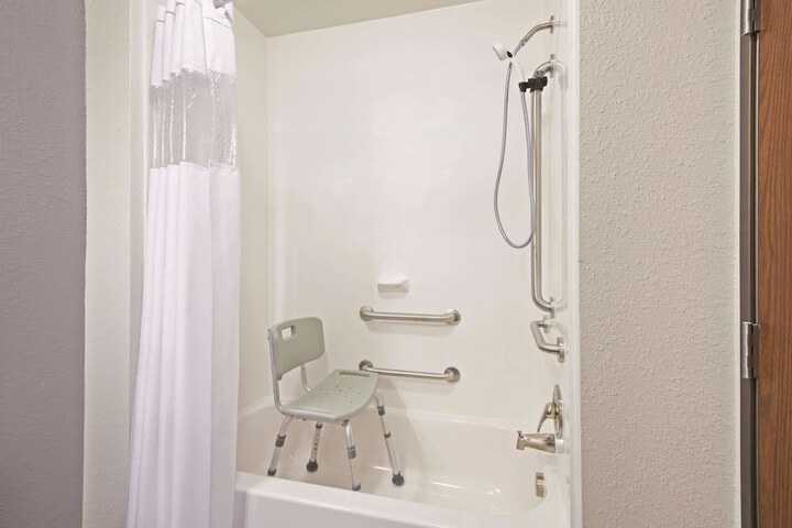 La Quinta Inn & Suites by Wyndham Morgantown