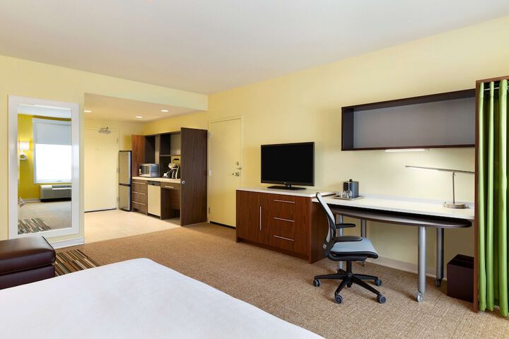 Room 33 of 54