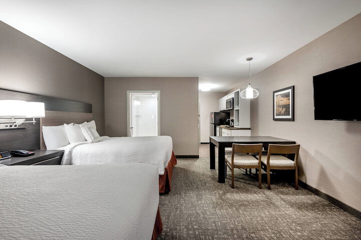 Room 20 of 35