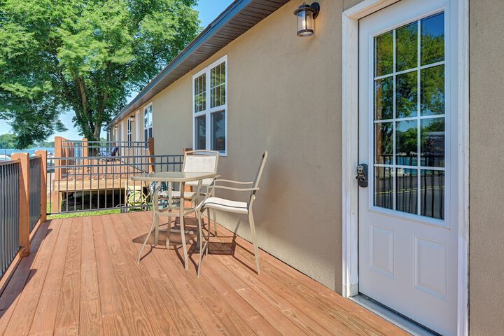 Cozy Lake Wissota Escape w / Community Dock!