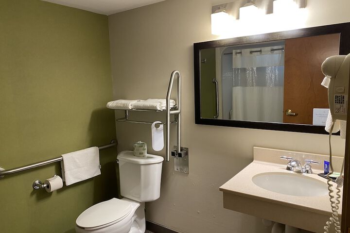 Sleep Inn & Suites Niantic North