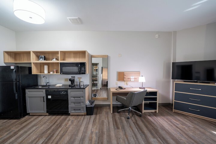 Room 46 of 86