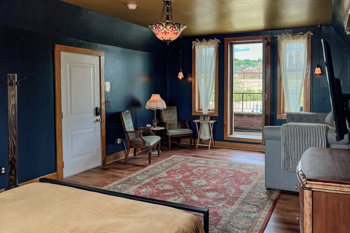 Room 13 of 62