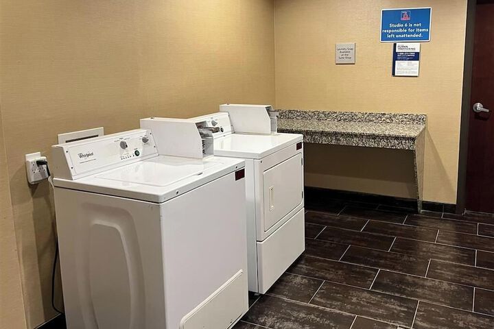 Quality Inn & Suites Pearsall