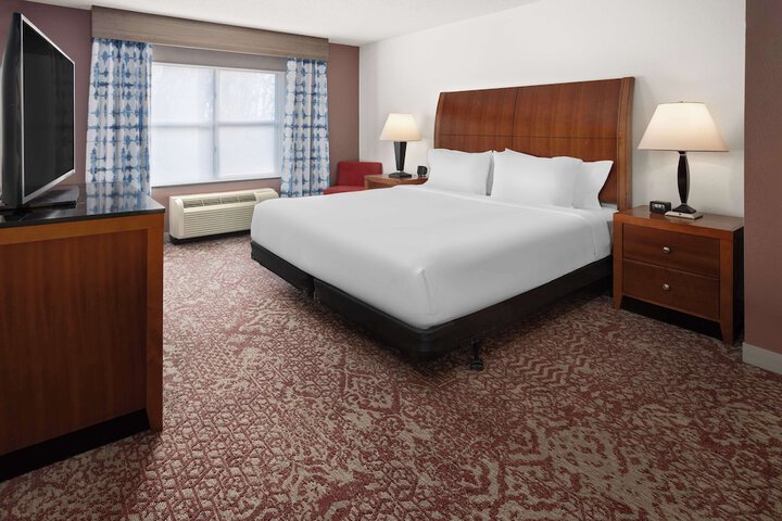 Room 16 of 39