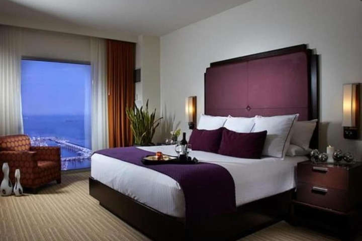 Room 16 of 29