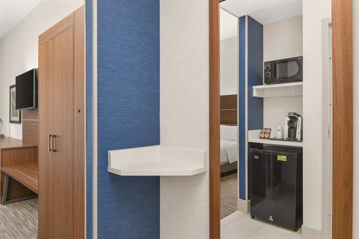 Room 20 of 42