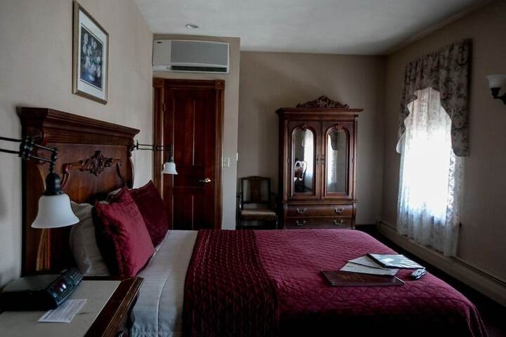 Room 15 of 29