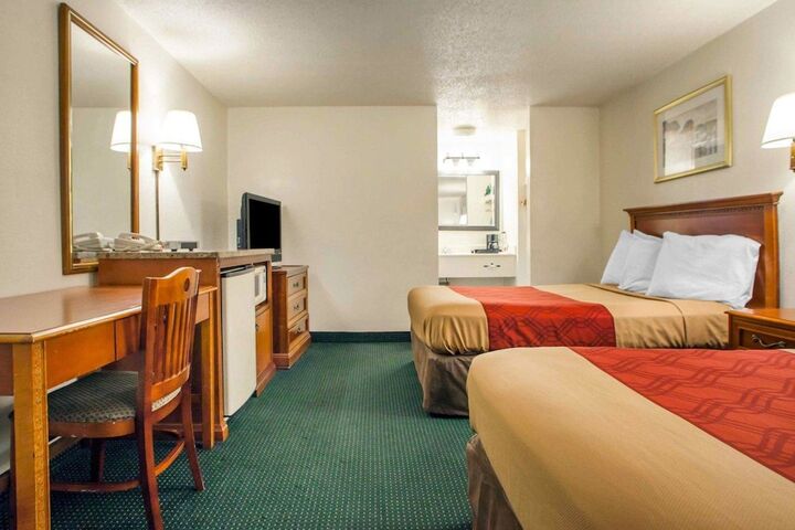 Room 15 of 20