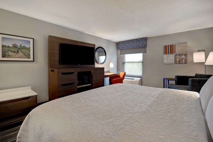Room 28 of 45